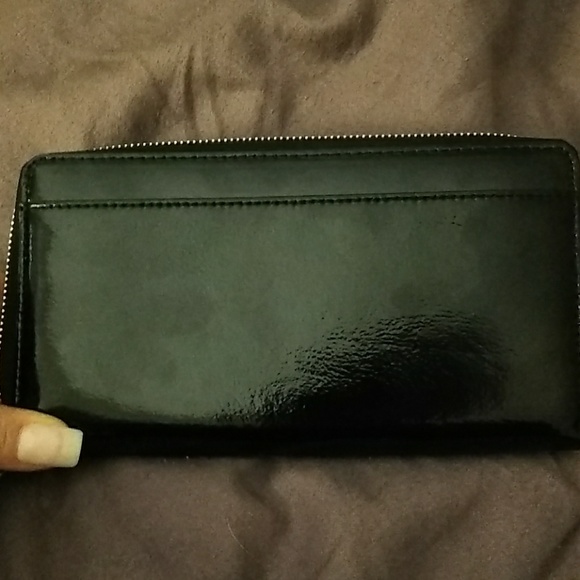 MAKE OFFER! 😍 Kate Spade  Lacey wallet - Picture 3 of 3